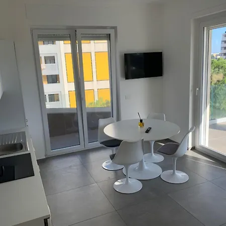 Dadola Apartment *